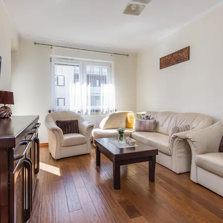Klimatyczny W Kolobrzegu Z Balkonem I Wanna By Renters